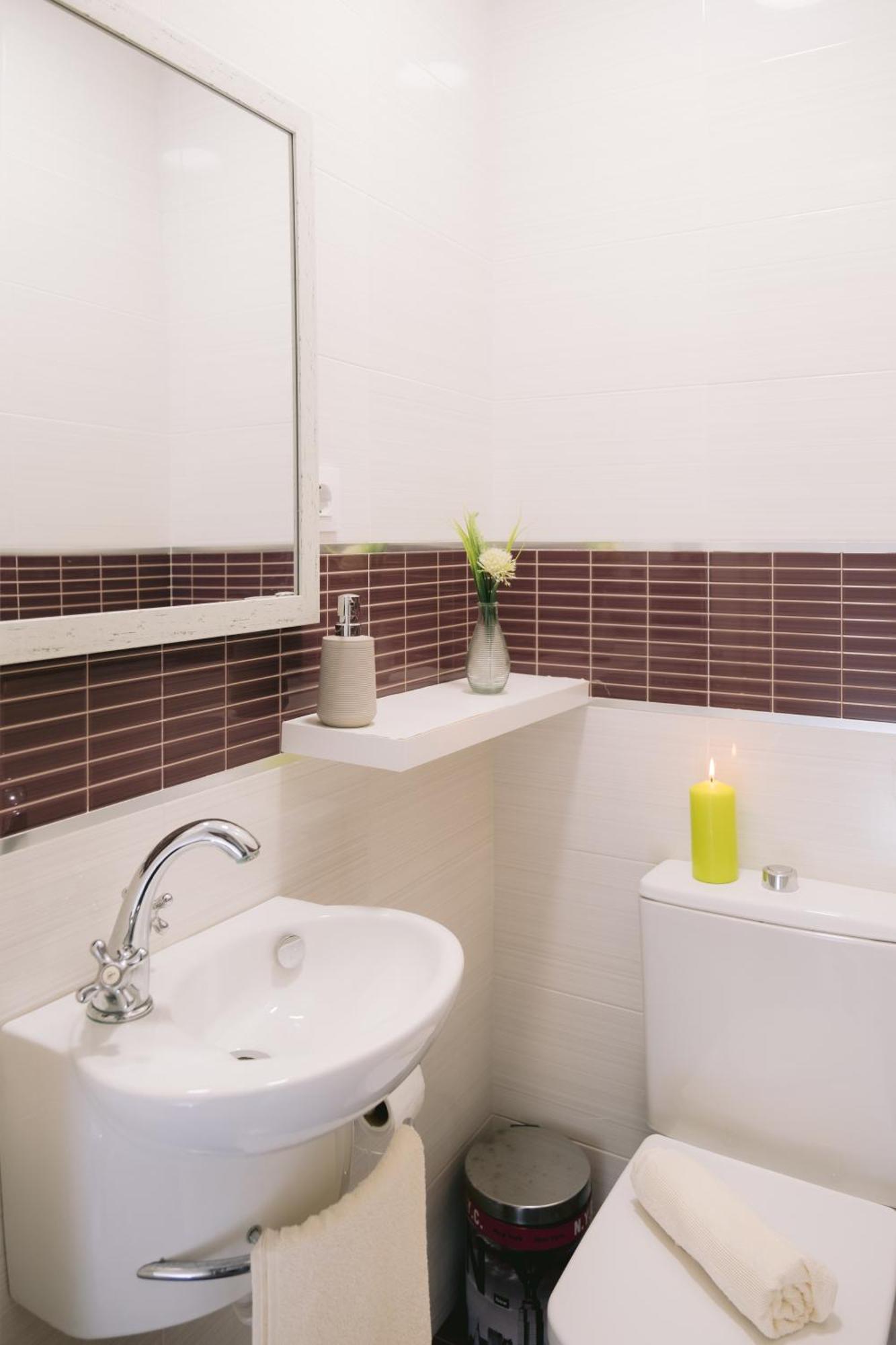 哈恩 Piso Compartido Delyrent, Reja酒店 外观 照片